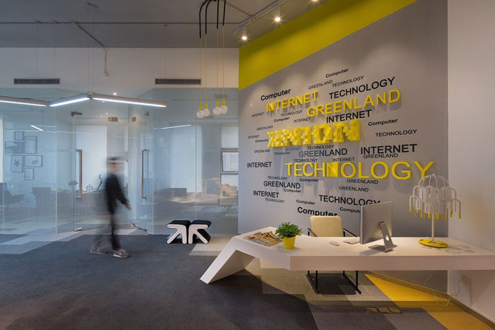 600平方互聯(lián)網(wǎng)公司辦公室前臺(tái)裝修設(shè)計(jì)案例效果圖