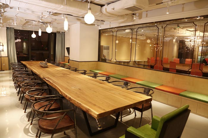 傳媒公司辦公室會議室裝修設計效果圖