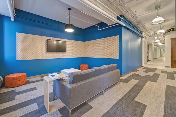 服飾總部辦公室接待區(qū)域裝修設(shè)計(jì)案例效果圖