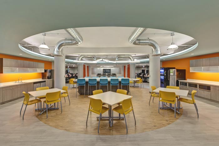 服飾總部辦公室茶水間裝修設(shè)計(jì)案例效果圖