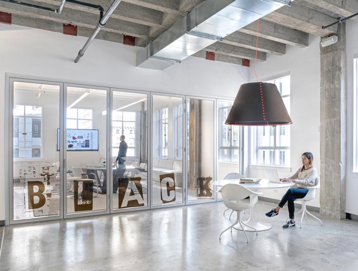 建筑事務(wù)所辦公室前臺(tái)裝修設(shè)計(jì)案例效果圖