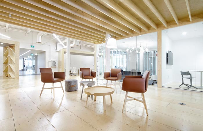 電子商務辦公室空間連接處裝修設計案例效果圖