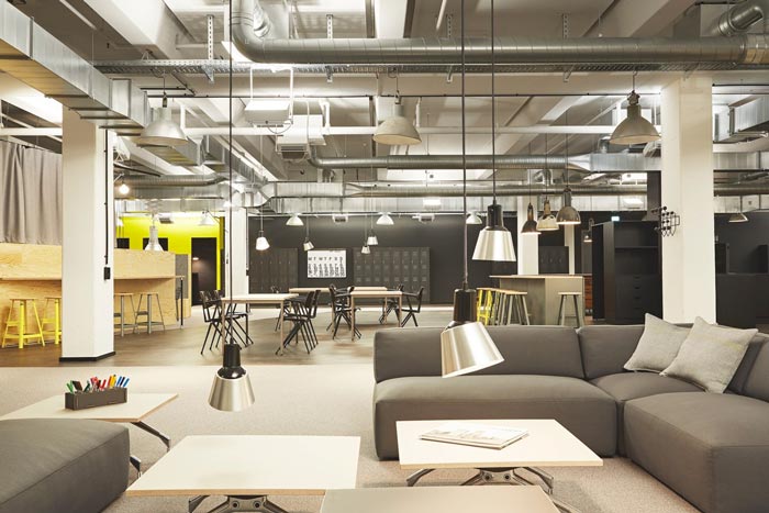 開放創(chuàng)意辦公室接待區(qū)域裝修設計實景圖