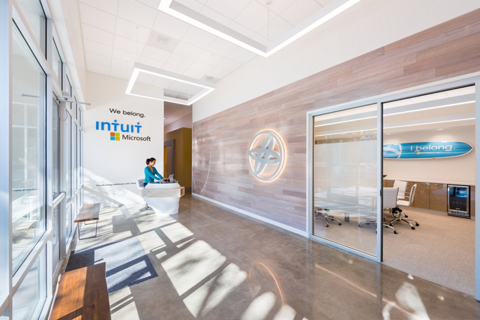 健康療養(yǎng)中心辦公室裝修設(shè)計案例