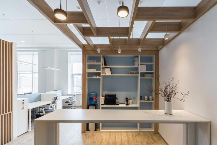 照明公司辦公室緩沖區(qū)裝修設(shè)計案例效果圖