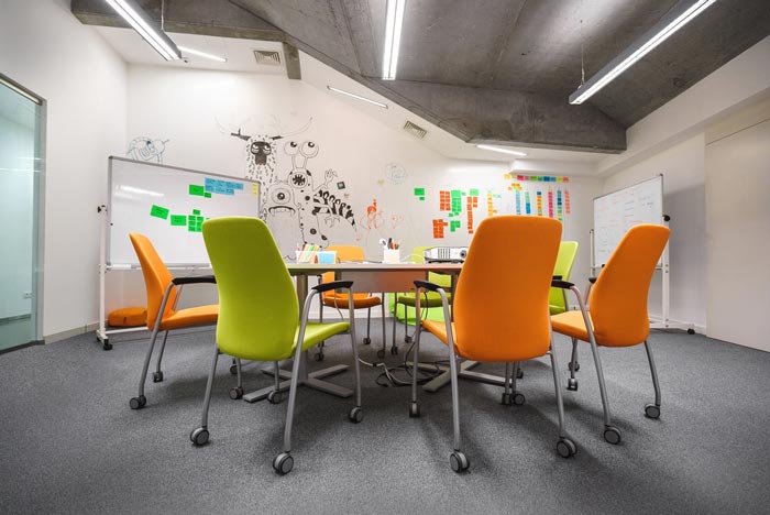 小型創(chuàng)意辦公室裝修設(shè)計(jì)案例