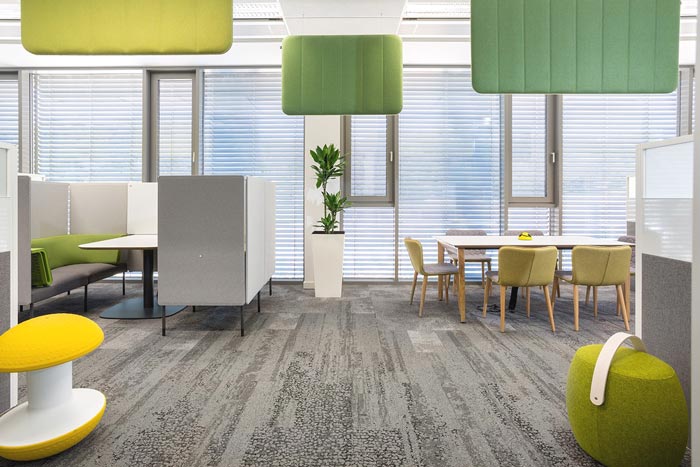 軟件技術(shù)公司辦公室接待區(qū)域裝修設(shè)計(jì)案例效果圖