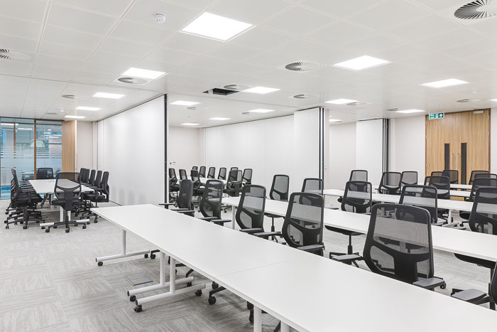 科技公司現(xiàn)代簡約辦公室辦公區(qū)裝修設(shè)計案例效果圖