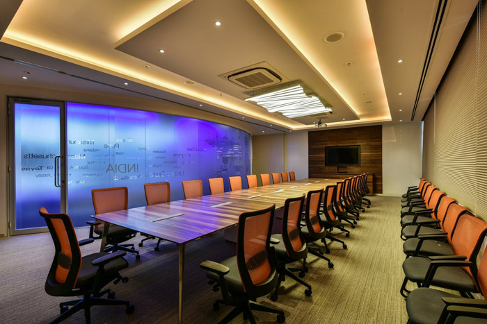 廠房辦公室大會議室裝修設(shè)計案例效果圖