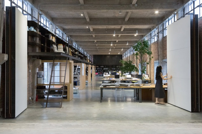 廠房LOFT風(fēng)格辦公室隔斷門裝修設(shè)計(jì)案例效果圖