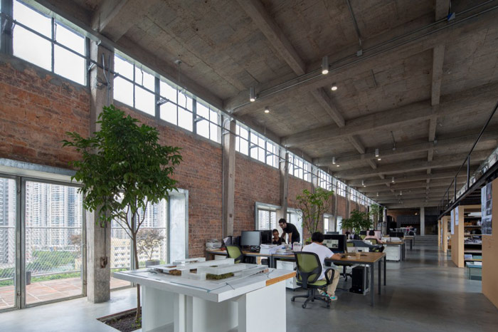 廠房LOFT風(fēng)格辦公室綠植裝修設(shè)計(jì)案例效果圖