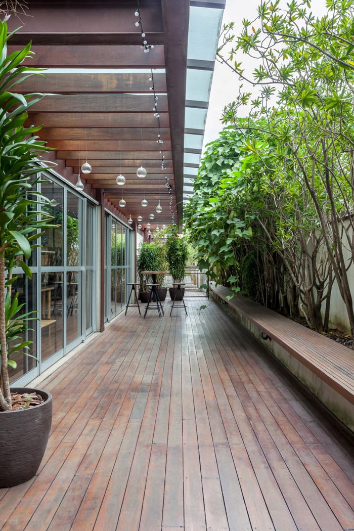 loft風(fēng)格電影公司辦公室陽臺(tái)裝修設(shè)計(jì)案例效果圖