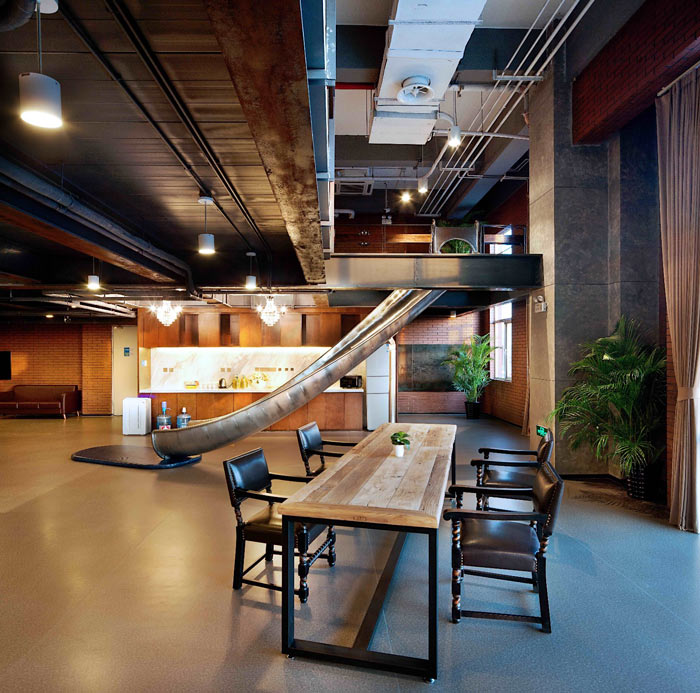 創(chuàng)客孵化中心辦公樓滑梯裝修設計效果圖