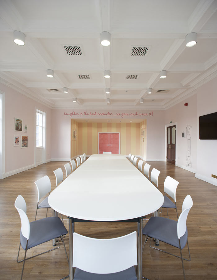 會議室裝修設(shè)計(jì)圖片