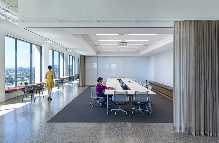 會議室裝修設(shè)計方案效果圖