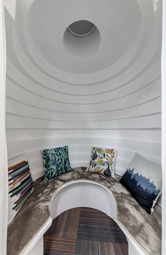 金融科技辦公室冥想?yún)^(qū)裝修設(shè)計效果圖