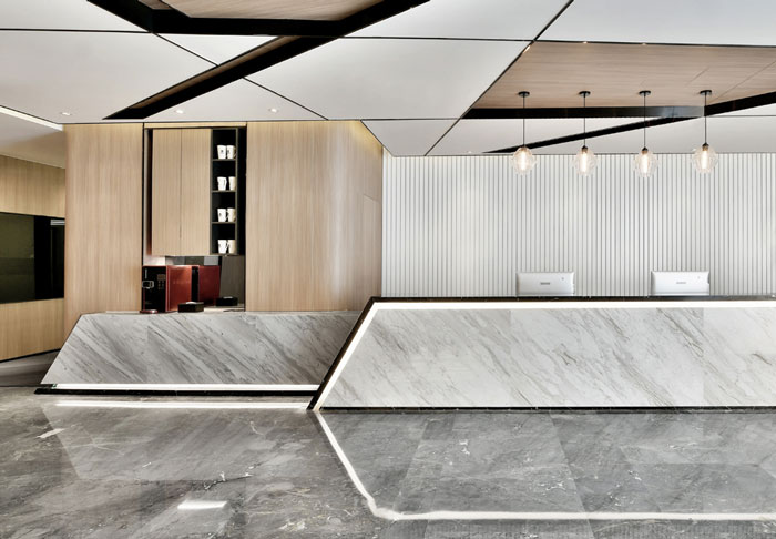 聯(lián)合辦公空間前臺裝修設(shè)計效果圖