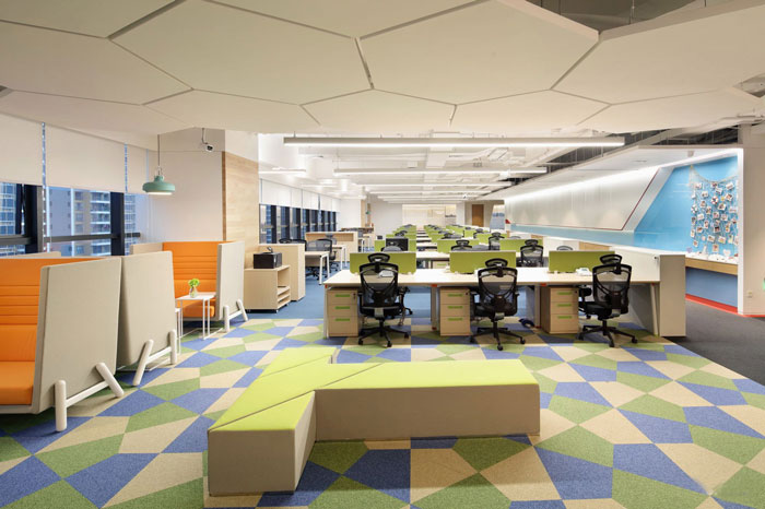 金融控股集團(tuán)辦公室辦公區(qū)裝修設(shè)計(jì)效果圖