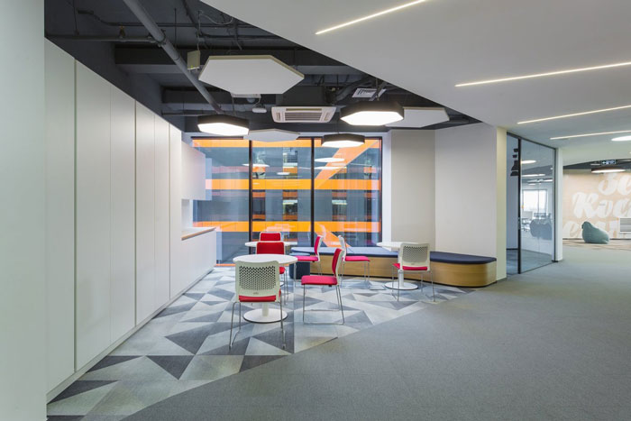 網(wǎng)絡(luò)安全公司辦公室接待區(qū)裝修設(shè)計(jì)效果圖