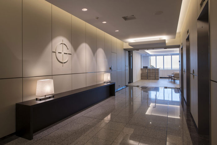 P2P金融公司辦公室前臺(tái)裝修設(shè)計(jì)效果圖