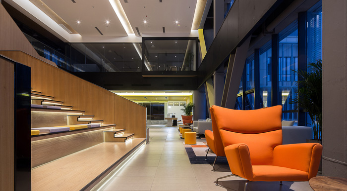 創(chuàng)客辦公休息區(qū)裝修設(shè)計效果圖