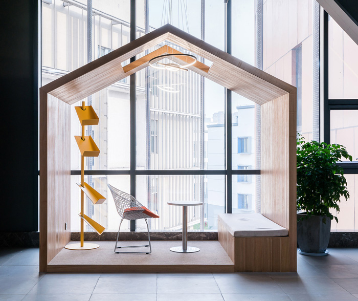 創(chuàng)客辦公閱讀區(qū)裝修設(shè)計效果圖