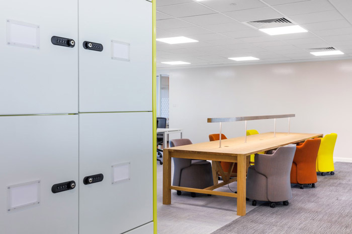 理財公司收納區(qū)裝修設計效果圖