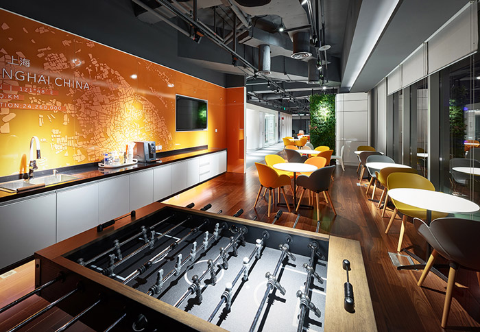 園區(qū)辦公樓茶水間裝修設(shè)計效果圖