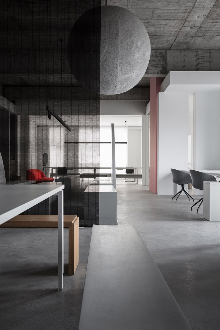 創(chuàng)意辦公室隔簾裝修設(shè)計(jì)效果圖