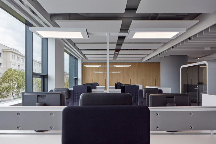 房產(chǎn)公司辦公區(qū)裝修設(shè)計(jì)效果圖