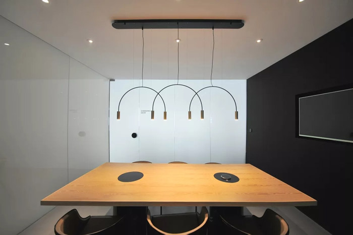 企業(yè)辦公室會(huì)議室設(shè)計(jì)方案