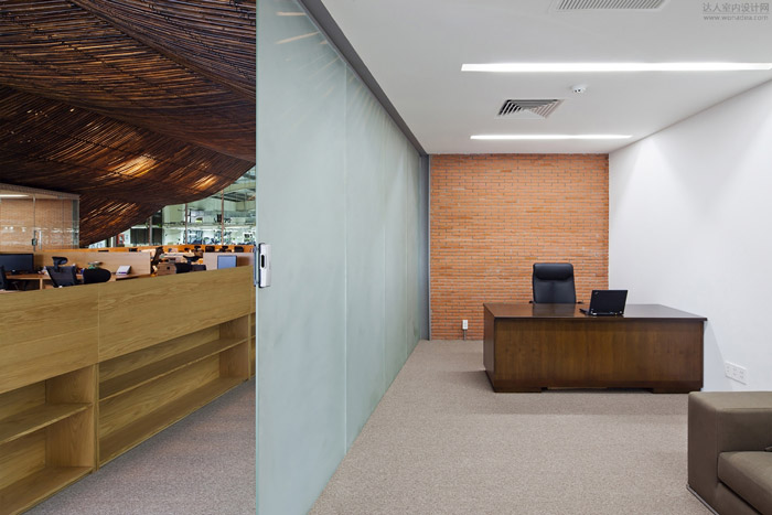 服裝工廠改造總經(jīng)理辦公室裝修效果圖