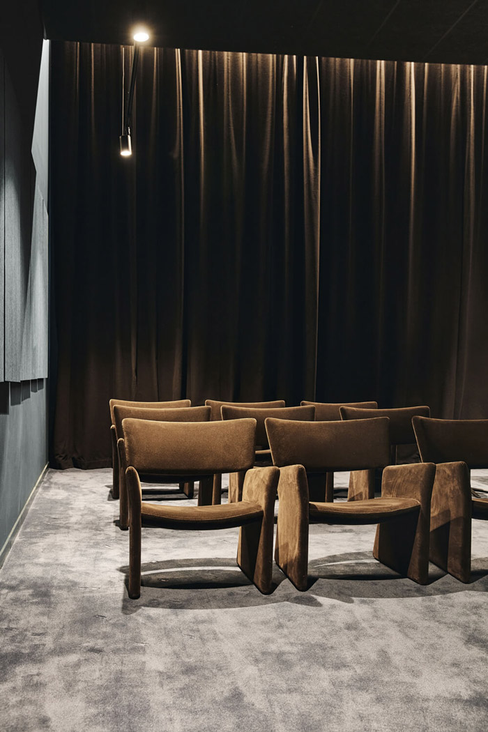 廠房匯報(bào)區(qū)裝修設(shè)計(jì)效果圖