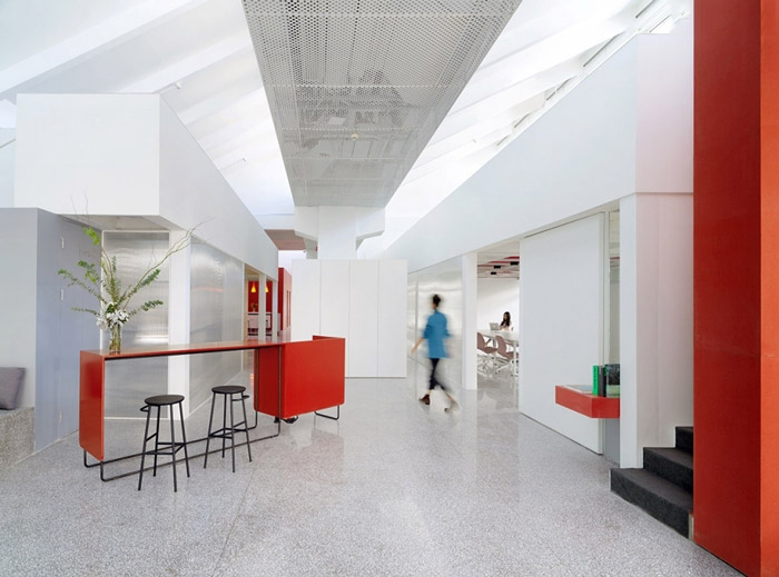 影視辦公室入口前臺(tái)裝修設(shè)計(jì)效果圖