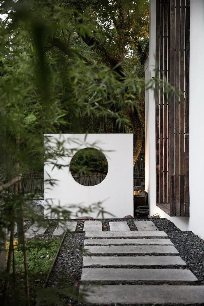 服飾辦公室外觀裝修設(shè)計效果圖