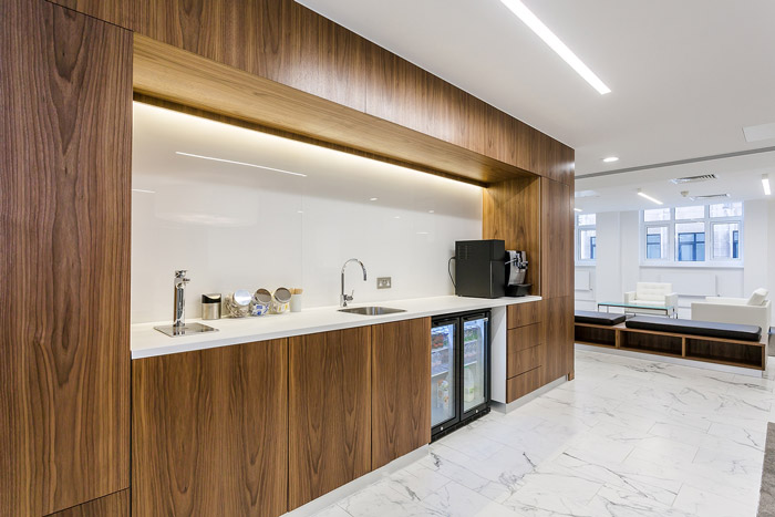 保險(xiǎn)公司辦公室茶水間裝修效果圖