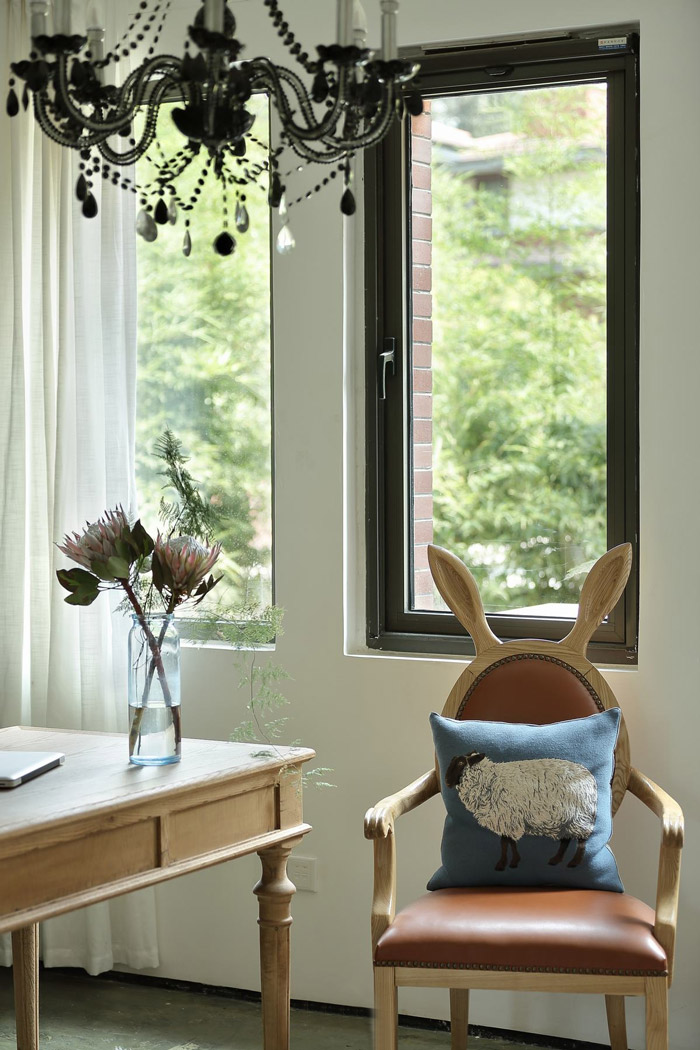 別墅經(jīng)理辦公室裝修設(shè)計效果圖