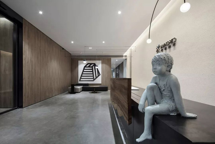 1300平方辦公室前臺裝修設(shè)計效果圖