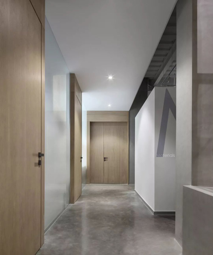 1300平方辦公室走廊裝修設(shè)計效果圖