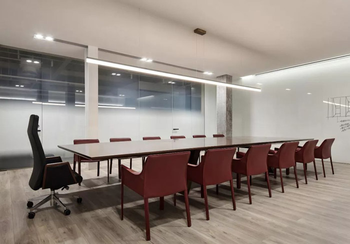 1300平方辦公室會議室裝修設(shè)計效果圖