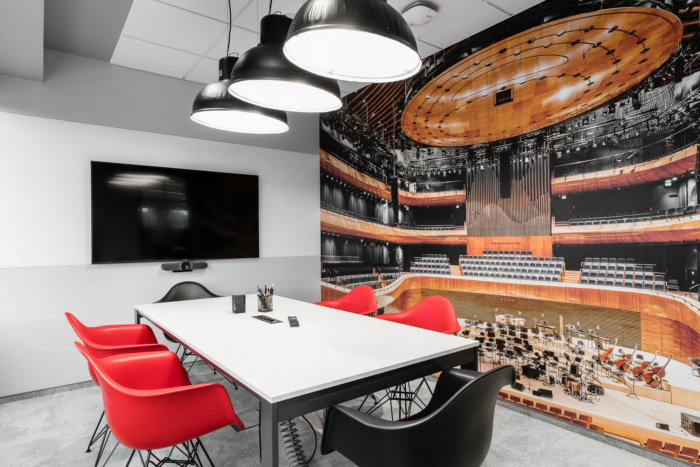 創(chuàng)意辦公洽談室裝修設(shè)計效果圖