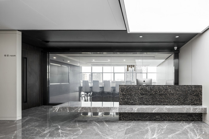 600m2現(xiàn)代辦公室前臺裝修設(shè)計效果圖