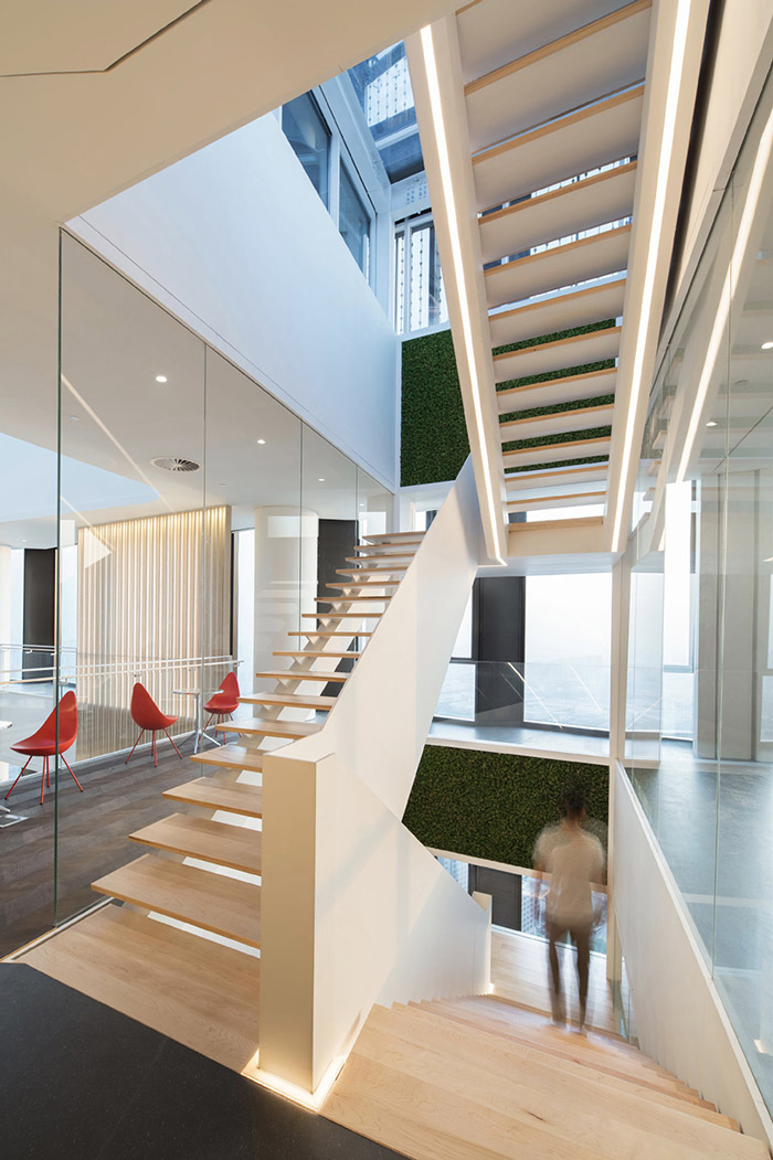 集團(tuán)辦公樓樓梯設(shè)計(jì)效果圖