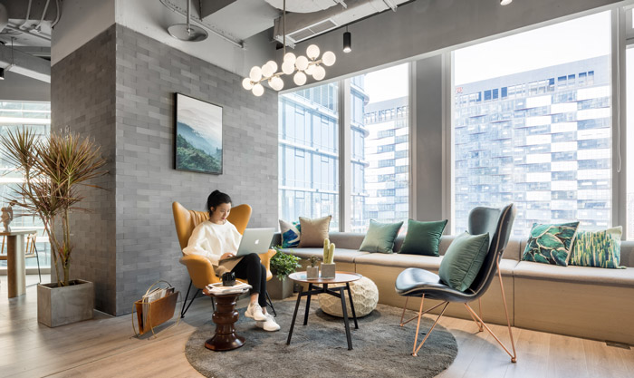 清爽辦公室獨立區(qū)裝修設計效果圖