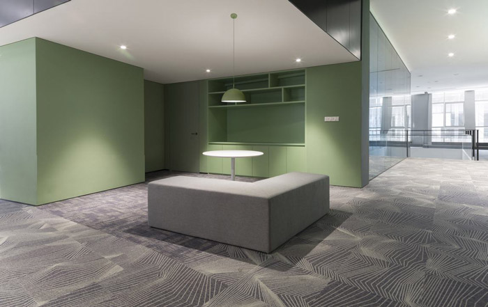 總部辦公樓洽談區(qū)裝修效果圖