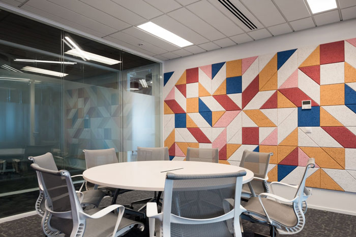 it辦公室洽談區(qū)設(shè)計裝修效果圖