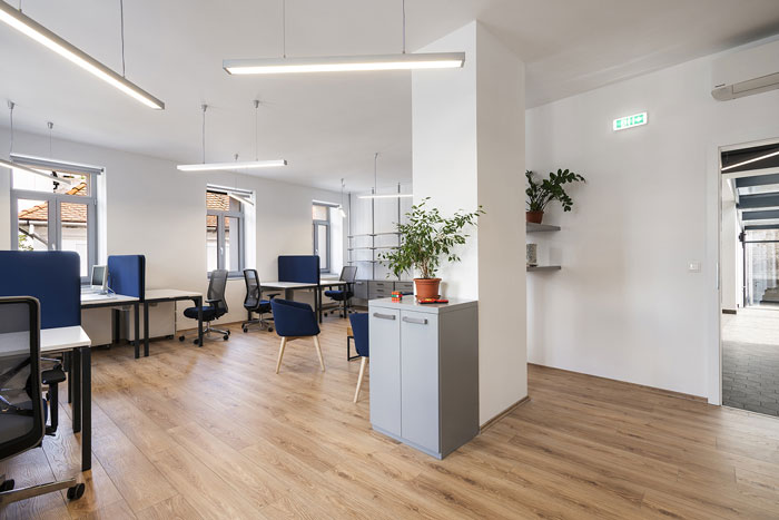 舊廠房辦公室辦公區(qū)裝修設計效果圖