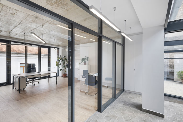 舊廠房總經理辦公室裝修設計效果圖