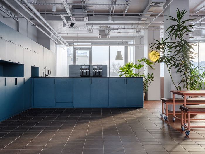 極簡(jiǎn)主義辦公室茶水間裝修設(shè)計(jì)效果圖