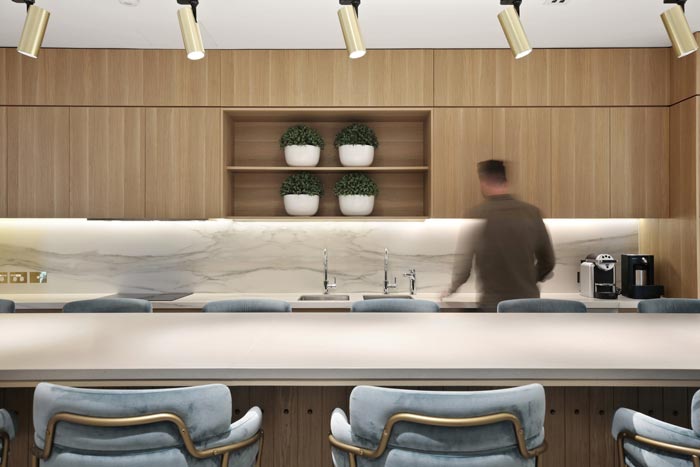 金融控股辦公室茶水間裝修設(shè)計效果圖